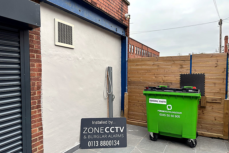 outdoor-commercial-cctv-camera-installation-leeds